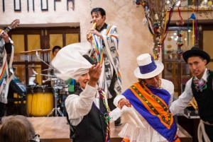 Cusco: Folkloric Andean Show & 3-Course Dinner at Tunupa