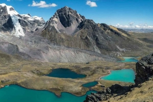Cusco: Ganztägig 7 Lagunen mit Mittagessen