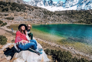 Cusco: Full-Day Humantay Lake with Picnic
