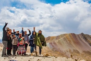 Cusco: Tour di un giorno intero della Montagna Arcobaleno di Palcoyo con formula All-Inclusive