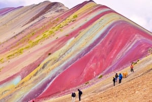 Cusco: Heldagstur til Palccoyo Regnbuebjerg