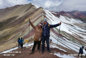 Cusco: Guided Excursion to the 7 Colors Mountain with Breakfast & Lunch
