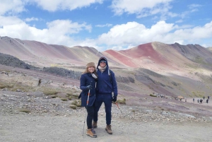 Cusco: Guided Excursion to the 7 Colors Mountain with Breakfast & Lunch