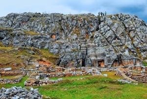 Cusco: Guidet vandretur til Månens Tempel og Inkilltambo