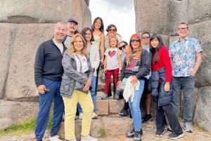 Cusco: Halvdagsutflykt med Sacsayhuaman och Q'enco