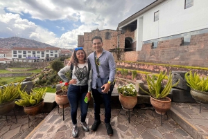Cusco: Halvdagsutflykt med Sacsayhuaman och Q'enco