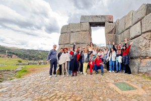 Cusco: Halvdagsutflykt med Sacsayhuaman och Q'enco