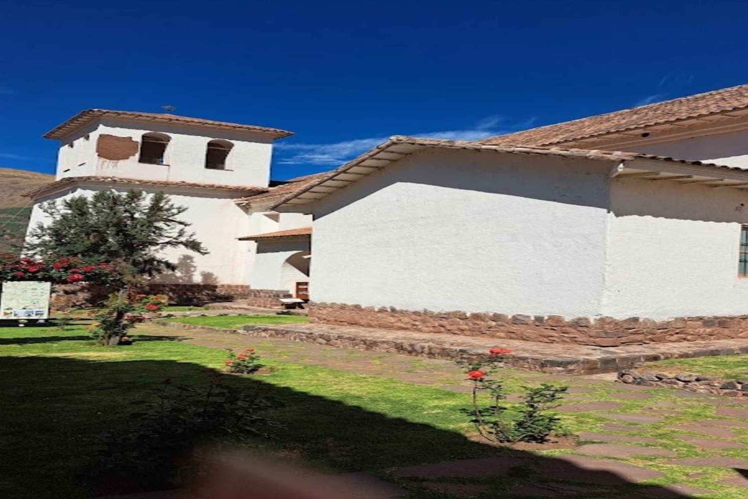 Cusco: Halvdagstur Södra dalen: Tipon + Pikillaqta + Andahuaylias