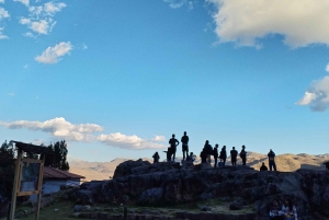 Cusco: Historic Walking Tour & Scenic Views with local drink
