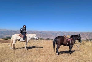 Cusco: Horseback Riding Tour to Inca Temples and Viewpoints