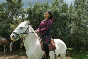 Cusco: Horseback Riding Tour to Inca Temples and Viewpoints