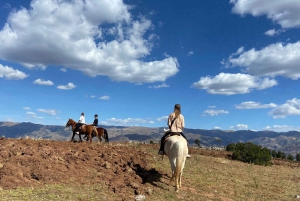 Cusco: Horseback Riding Tour to Inca Temples and Viewpoints