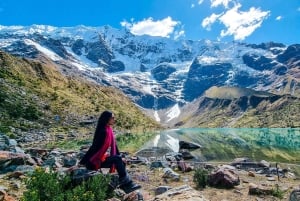 Cusco: wandeltocht naar het Humantay-meer met ontbijt, lunch en Pisco Sour