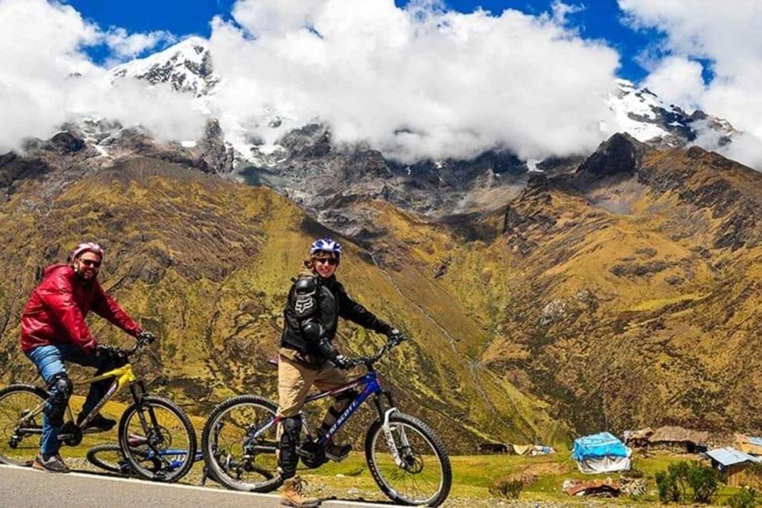 Cusco: Inca Jungle Backpacker Trek with Machu Picchu