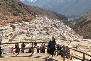 Ab Cusco: Tour nach Moray, Maras-Salzminen & Chinchero-Weber