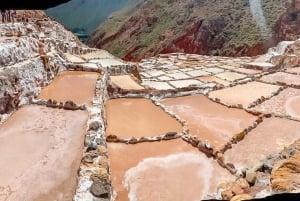 Cusco: Moray, Marasin suolakaivokset ja Chincheron kutojat puolipäiväisesti