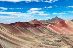 Cusco: 7-Farben-Berg Vinicunca und das Rote Tal (optional)