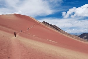 Cusco: 7-Farben-Berg Vinicunca und das Rote Tal (optional)