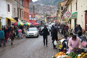 Cusco: Anden-Abendessen mit atemberaubendem Blick auf die Stadt