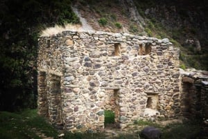 Cusco: Ollantaytambo Half-Day Tour with Guide