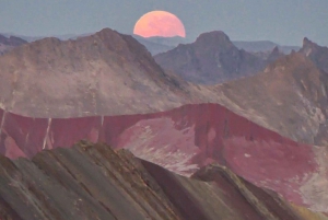 Cusco: Palcoyo Mountain Tagestour mit Frühstück und Mittagessen