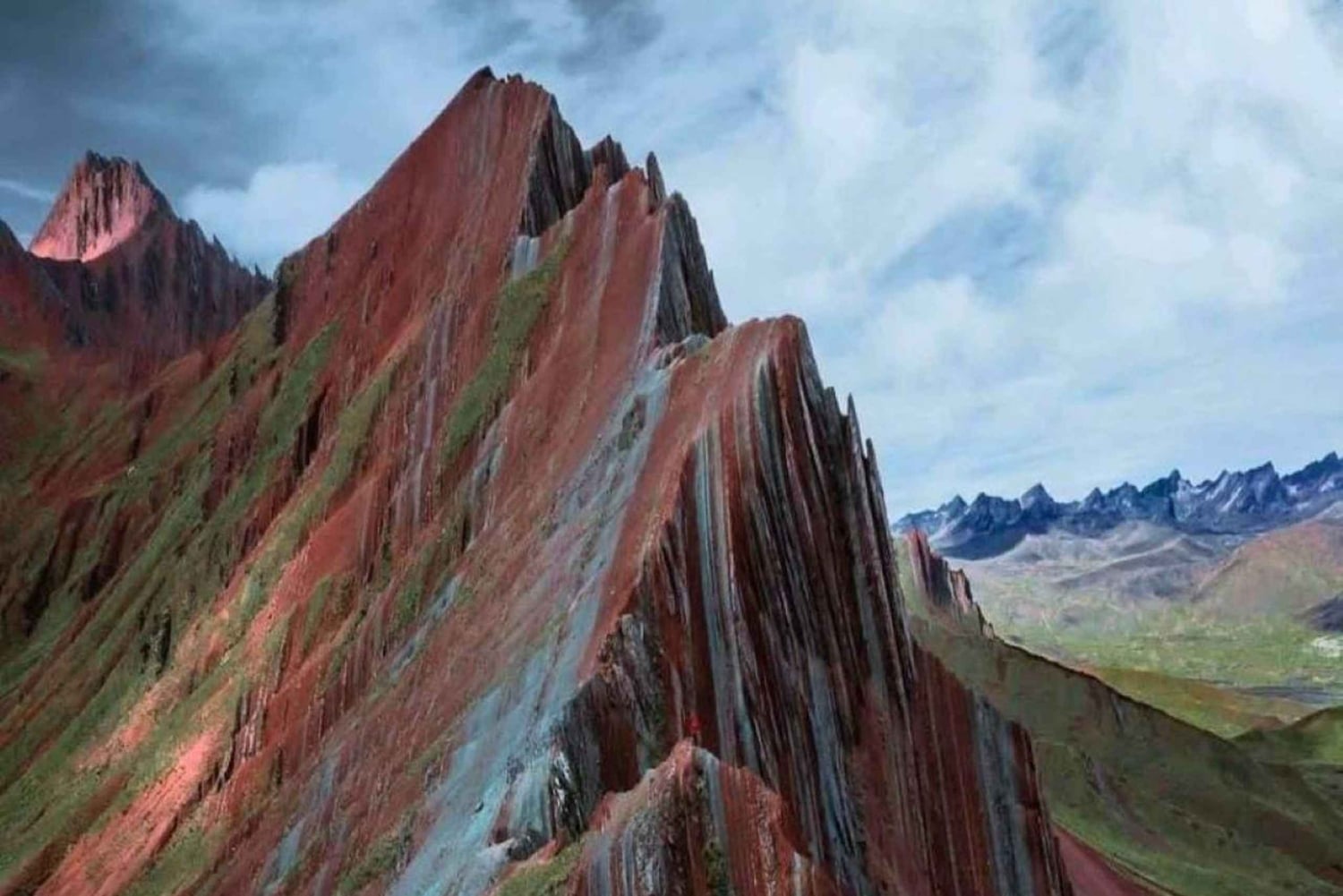 Cusco: Geführte Wanderung am Pallay Punchu mit Verpflegung