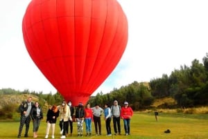 Cusco: Paseo en Globo con Desayuno y Champagne