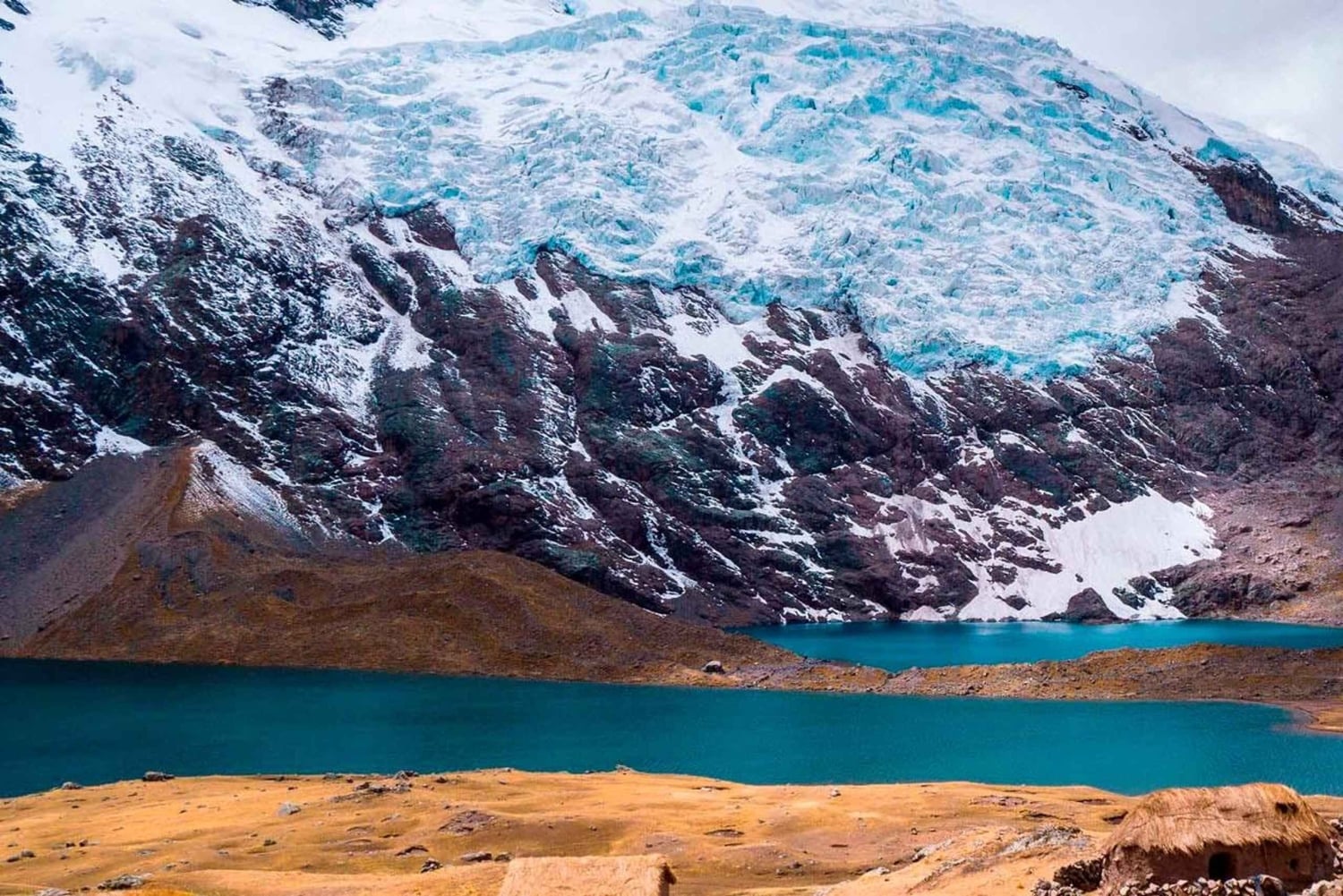 Cusco: Wanderung zum Perolniyoc-Wasserfall und zur Ancascocha-Lagune