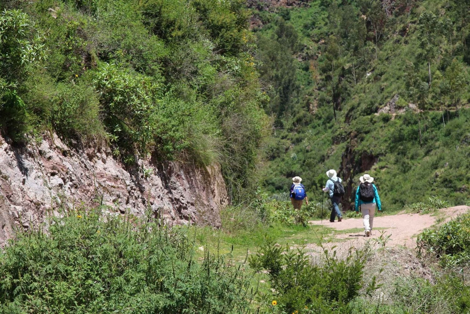 Cusco: wodospad Perolniyoc, Raqaypata i wędrówka do Ñaupa Iglesia