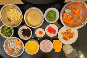 Cusco: Peruvian Cooking Class & Market Tour