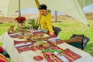 Cusco: Picnic and torito painting at the Huaypo lagoon