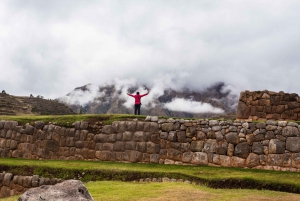 Cusco: Private Chinchero Ruins, Maras & Moray Tour