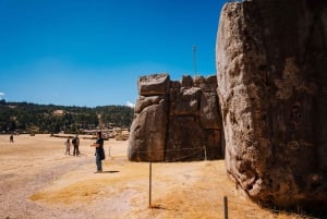 Cusco: Private City Tour with Sacsayhuamán & Tambomachay