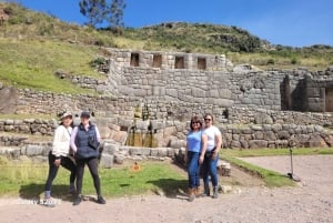 クスコ：インカ遺跡4～6か所を訪れる半日市内ツアー（プライベート）