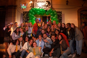 Cusco: Pub Crawl with Skip-the-Line Access and Drinks