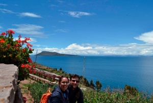 Cusco-Puno: Ausflug mit Reiseleiter zu den Inseln Uros und Taquile