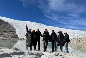 Cusco - Quelccaya Glacier Hike + Breakfast and Lunch Private