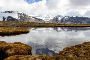 Cusco: Quelccaya Glacier Hike with Pisco Sour Class