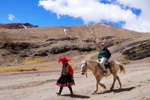 Cusco: Rainbow Mountain & Red Valley Full Day Trip with Meal