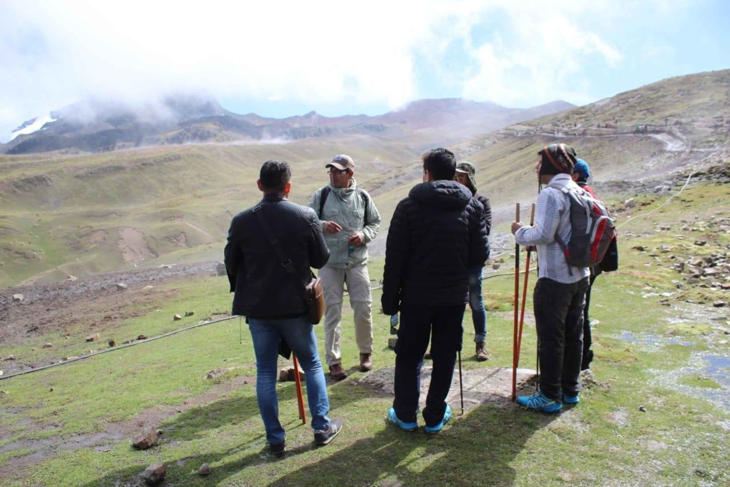 Cusco : excursion d'une journée à la montagne arc-en-ciel et à la vallée rouge (facultatif)
