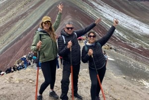 Cusco: Regnbuebjerget og Røde Dal 1-dags guidet tur med frokost