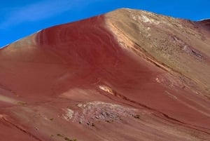 Cusco: Rainbow Mountain & Red Valley tour with Meals