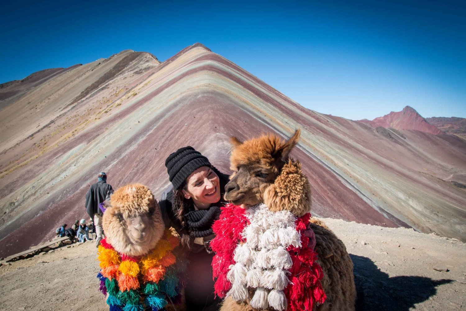 Cusco: Tour zum Regenbogenberg und Wanderung durch das Rote Tal (optional)