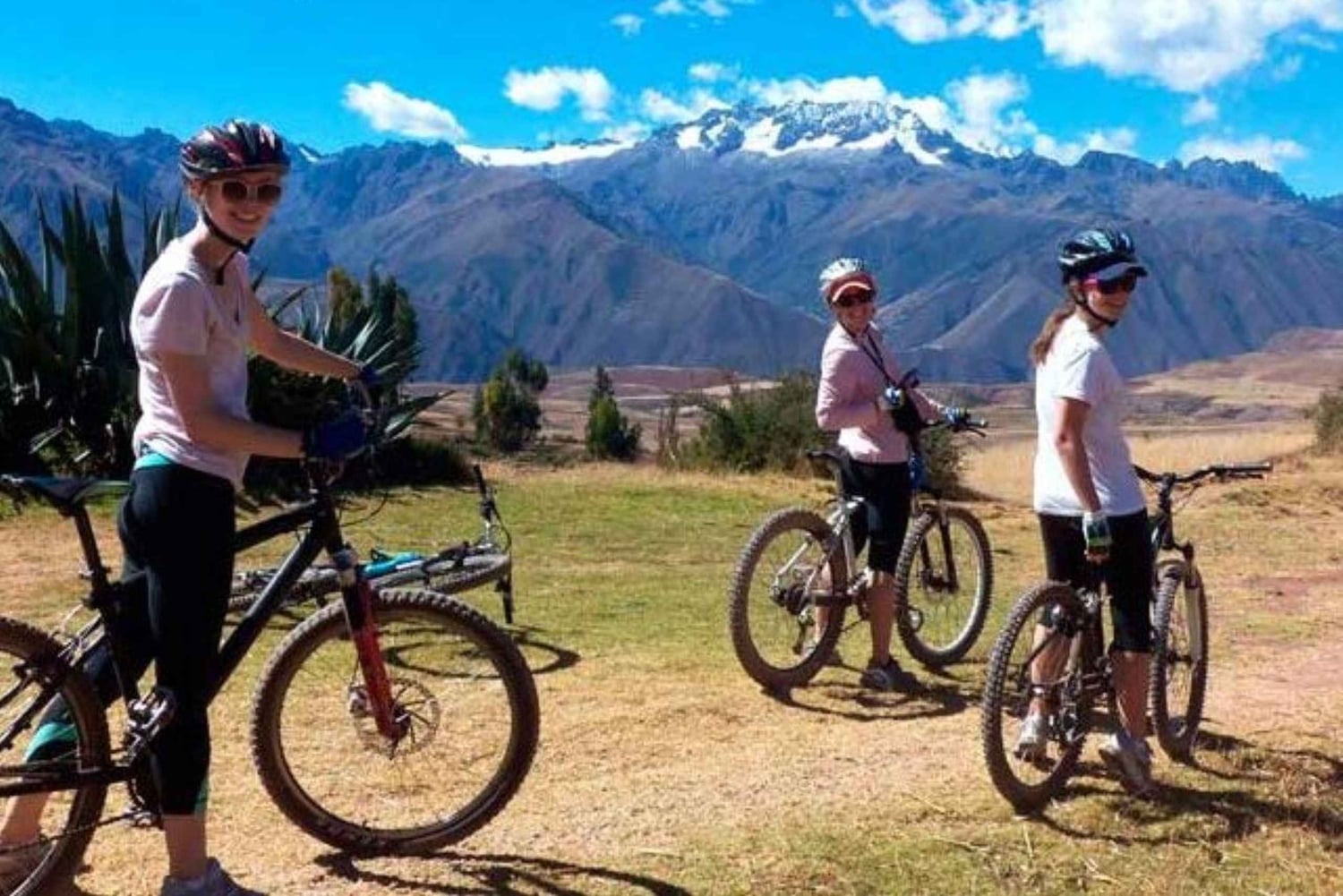 クスコ自転車で聖なる谷へ｜ピクニック - プライベート