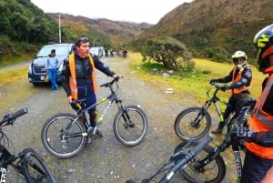 クスコ自転車で聖なる谷へ｜ピクニック - プライベート