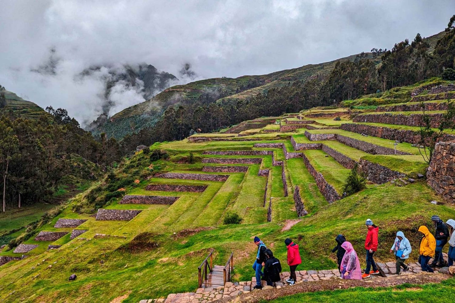 クスコ：セイクリッド バレー ピサク、オリャンタイタンボ、チンチェロ ランチ付き