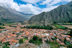 Cusco: Sacred Valley Pumamarca Trek with Lunch