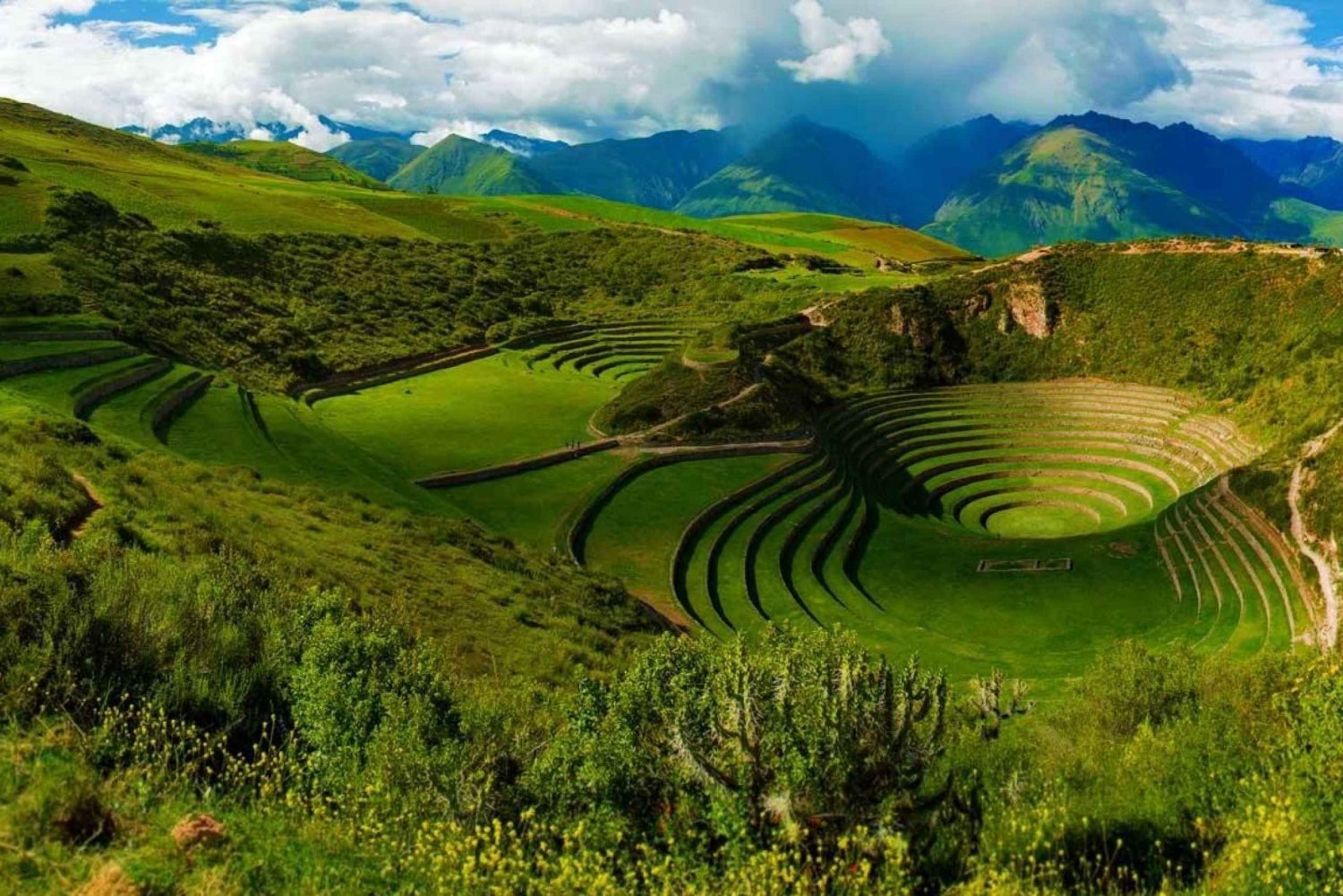 Cusco: SacredValley, Salt Mines, Moray, Ollantaytambo, Pisac