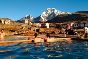 Cusco: Escursione di un giorno alle Sette Lagune di Ausangate con pranzo