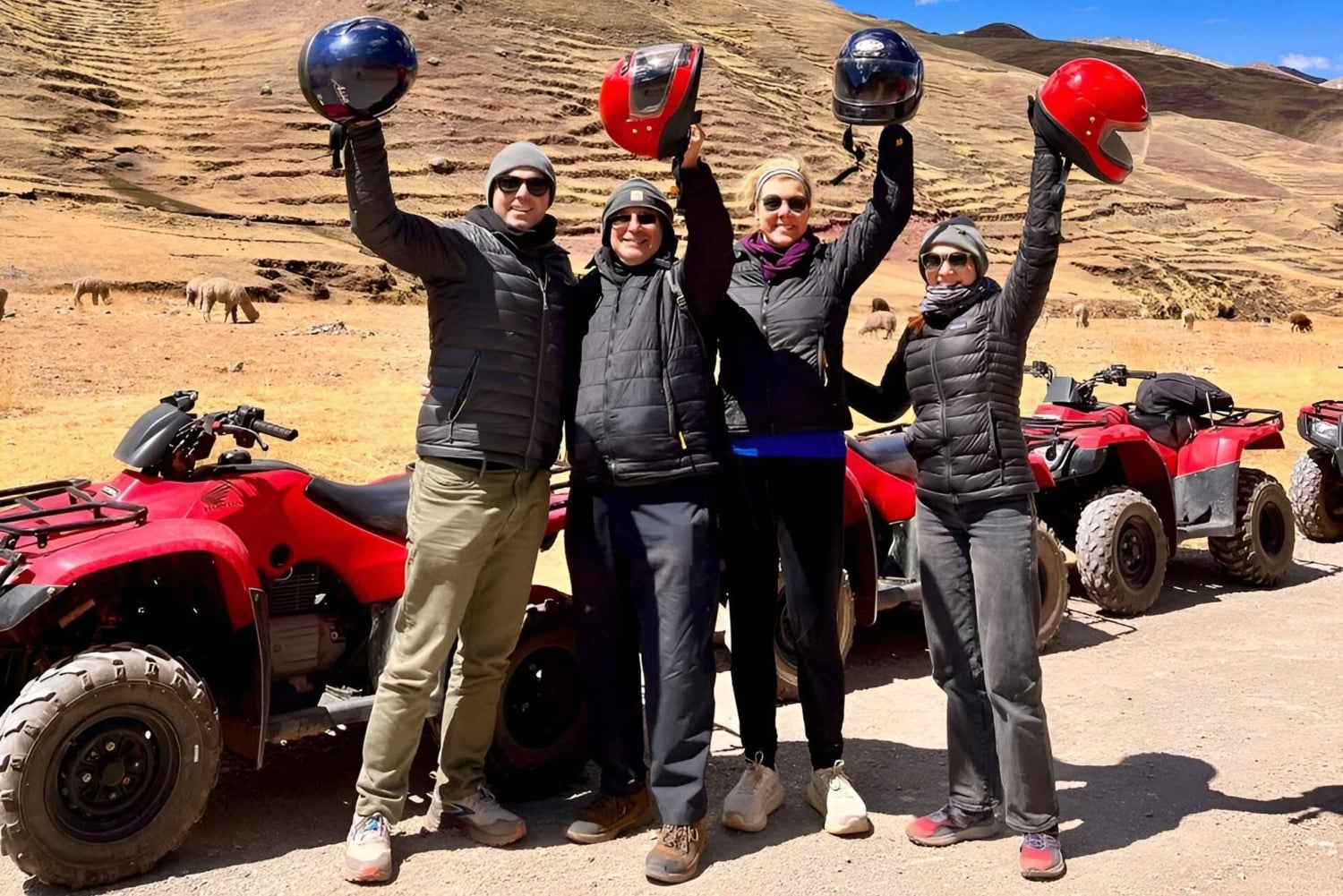 Cusco: Tour espiritual de ATVs pela Montanha Arco-Íris e pelo Vale Vermelho